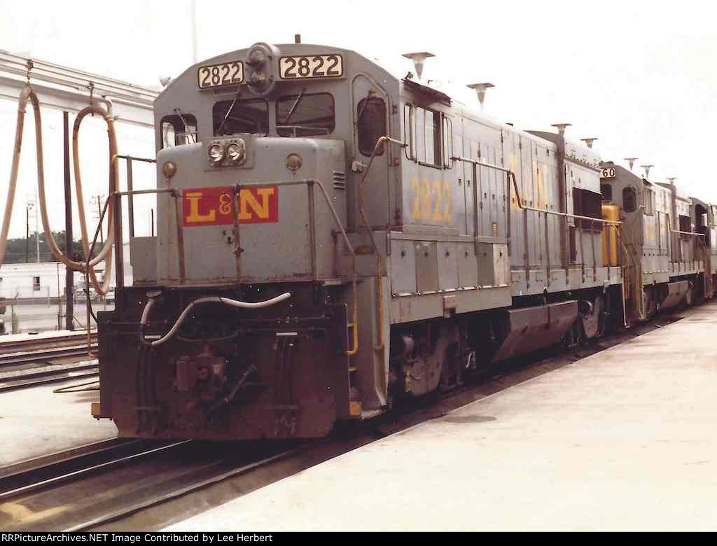 L&N 2822